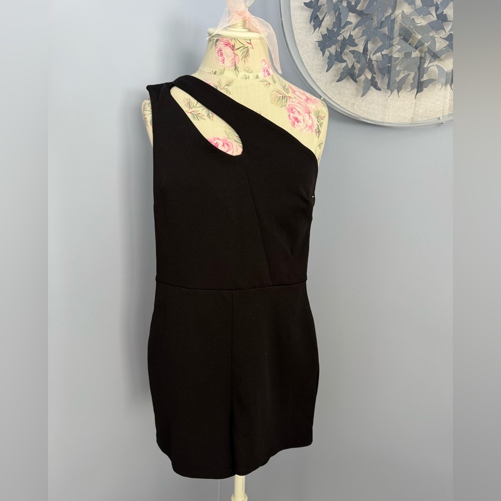 Crystal Sky Romper One-Shoulder Black